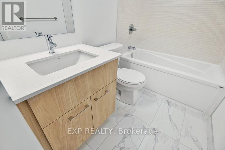 












301 - 29 ROBINSON AVENUE

,
Ottawa,




Ontario
K1N8N8

