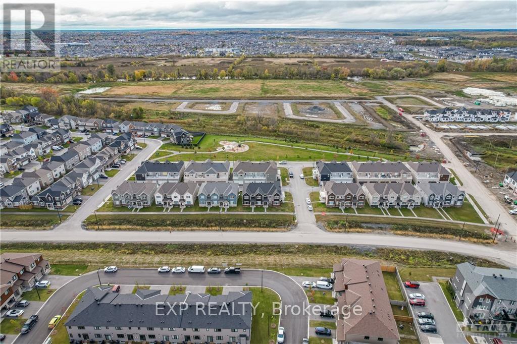












1168 CHAPMAN MILLS DRIVE

,
Ottawa,




Ontario
K2J6T6


