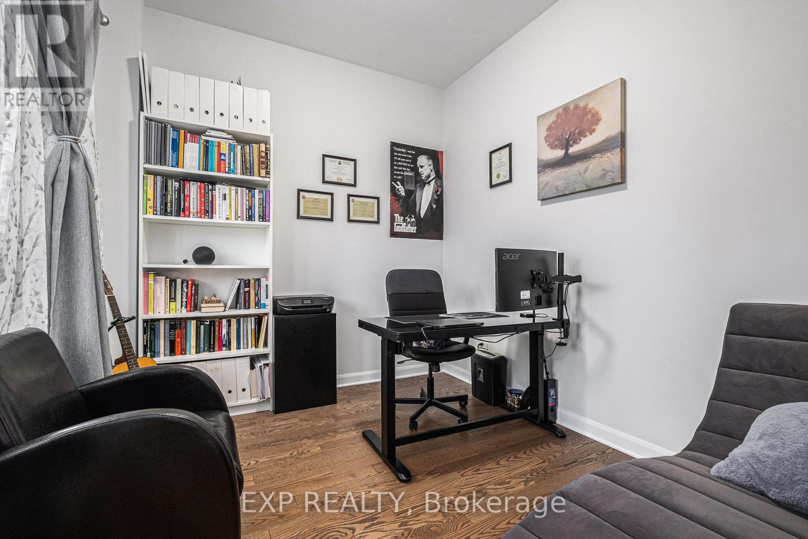 












528 ANCHOR CIRCLE

,
Ottawa,




Ontario
K4M0X5

