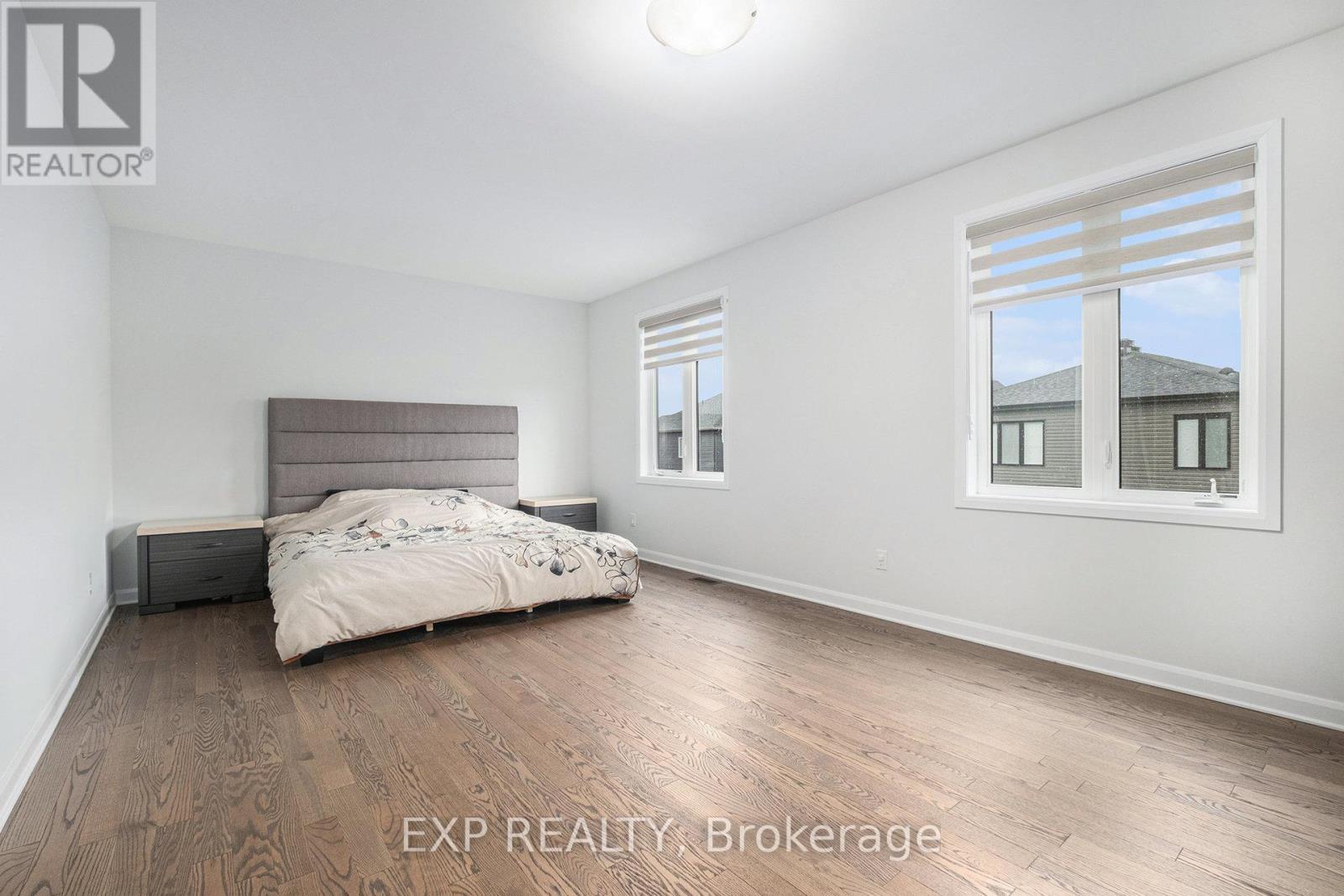 












528 ANCHOR CIRCLE

,
Ottawa,




Ontario
K4M0X5

