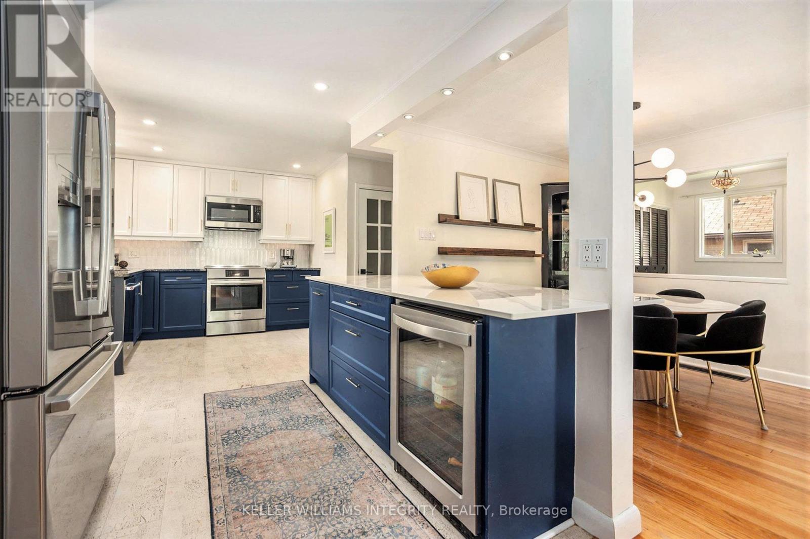 












1244 TARA DRIVE

,
Ottawa,




Ontario
K2C2H5

