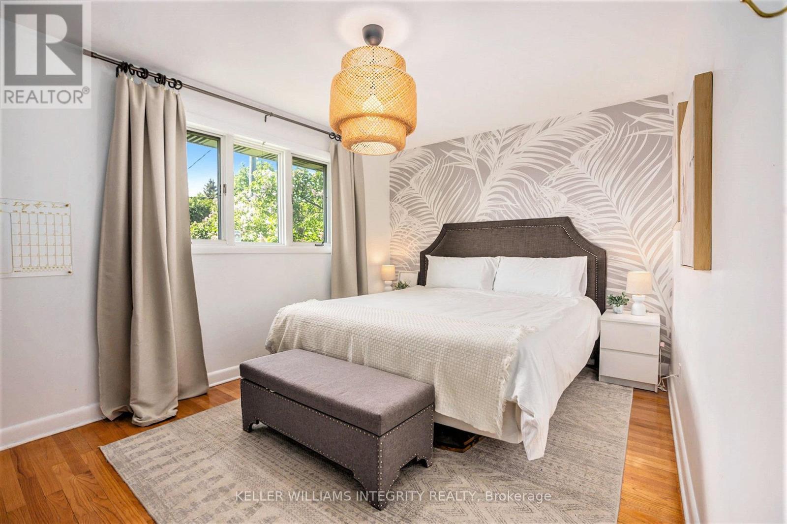












1244 TARA DRIVE

,
Ottawa,




Ontario
K2C2H5

