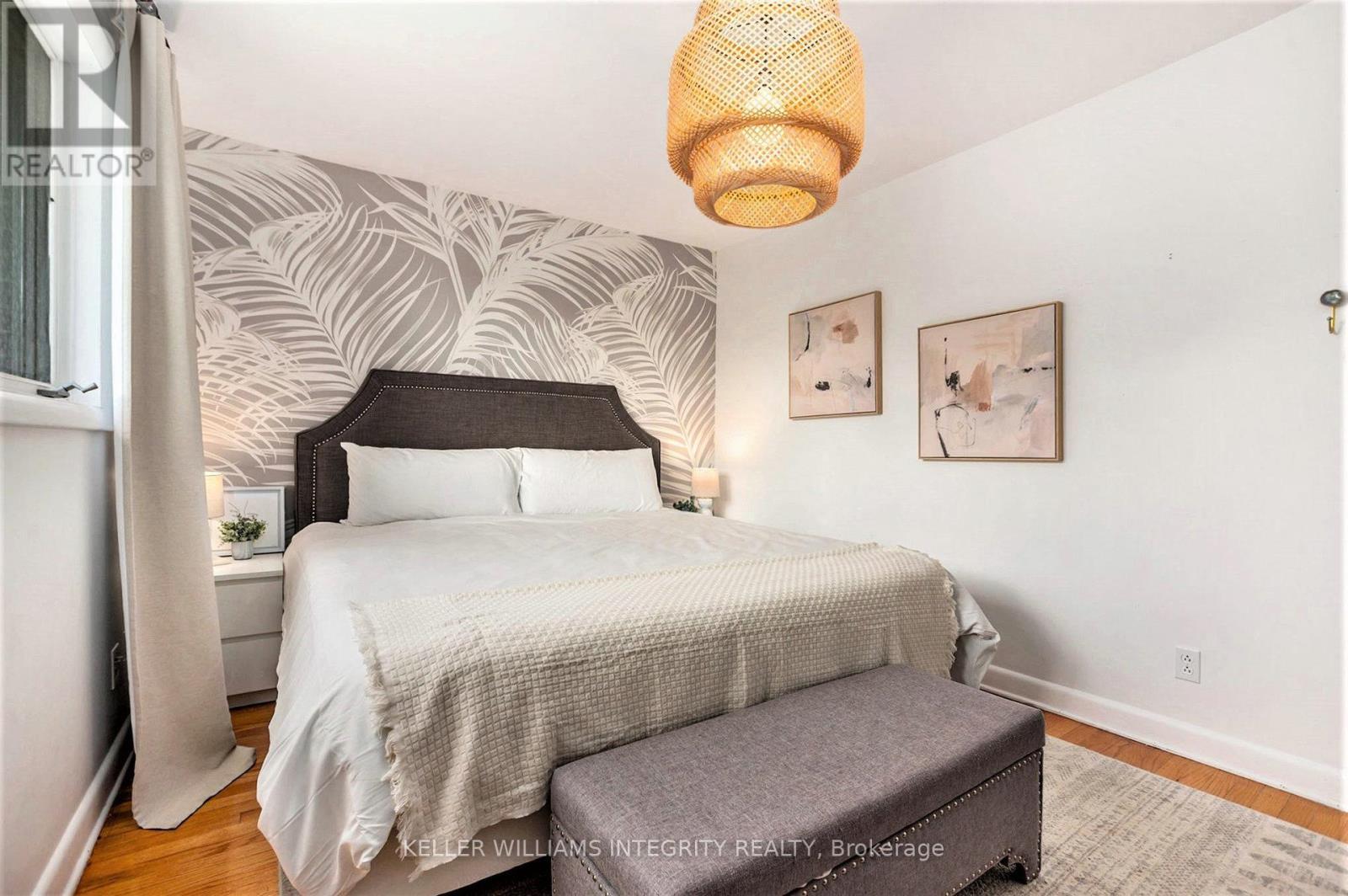 












1244 TARA DRIVE

,
Ottawa,




Ontario
K2C2H5


