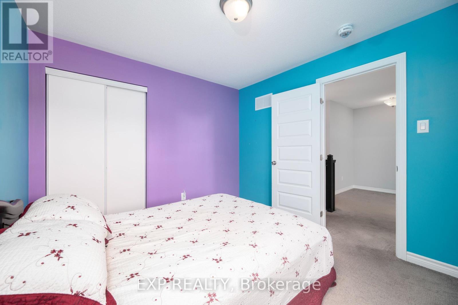 












125 SWEETVALLEY DRIVE

,
Ottawa,




Ontario
K4A1A4

