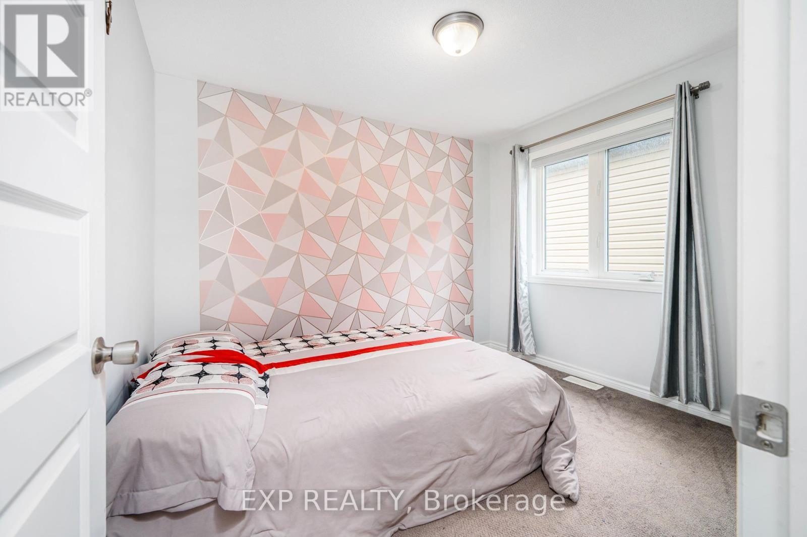 












125 SWEETVALLEY DRIVE

,
Ottawa,




Ontario
K4A1A4

