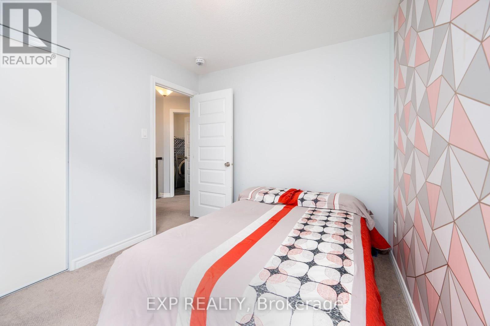 












125 SWEETVALLEY DRIVE

,
Ottawa,




Ontario
K4A1A4

