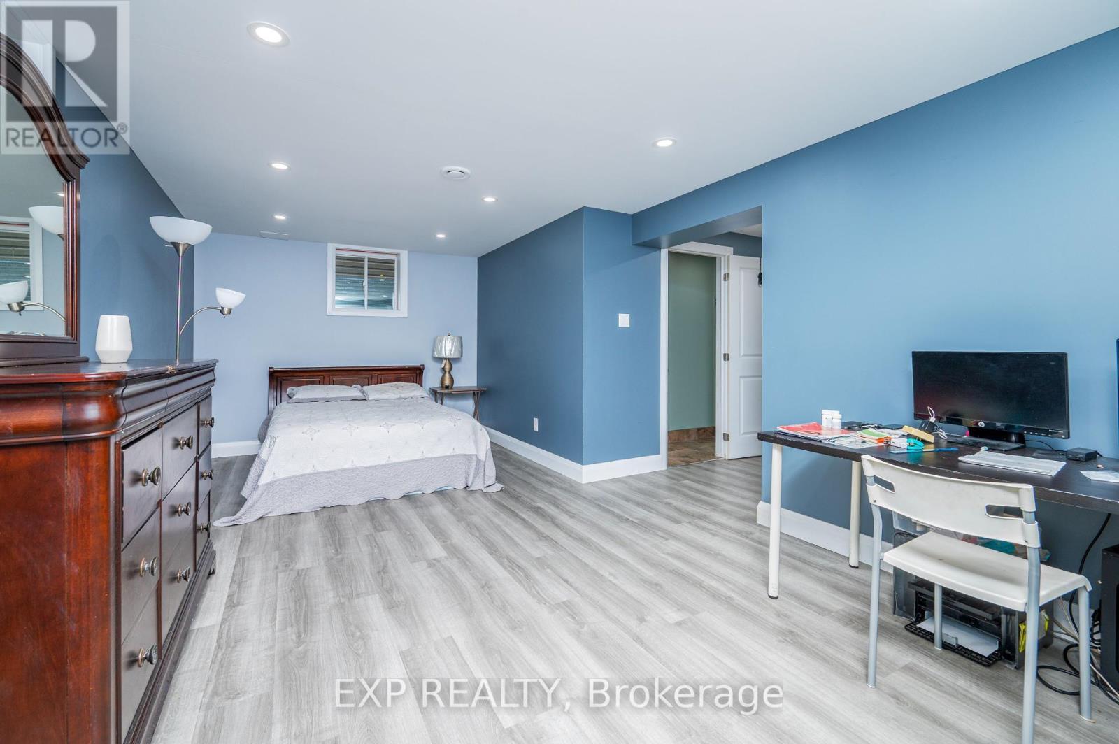 












125 SWEETVALLEY DRIVE

,
Ottawa,




Ontario
K4A1A4

