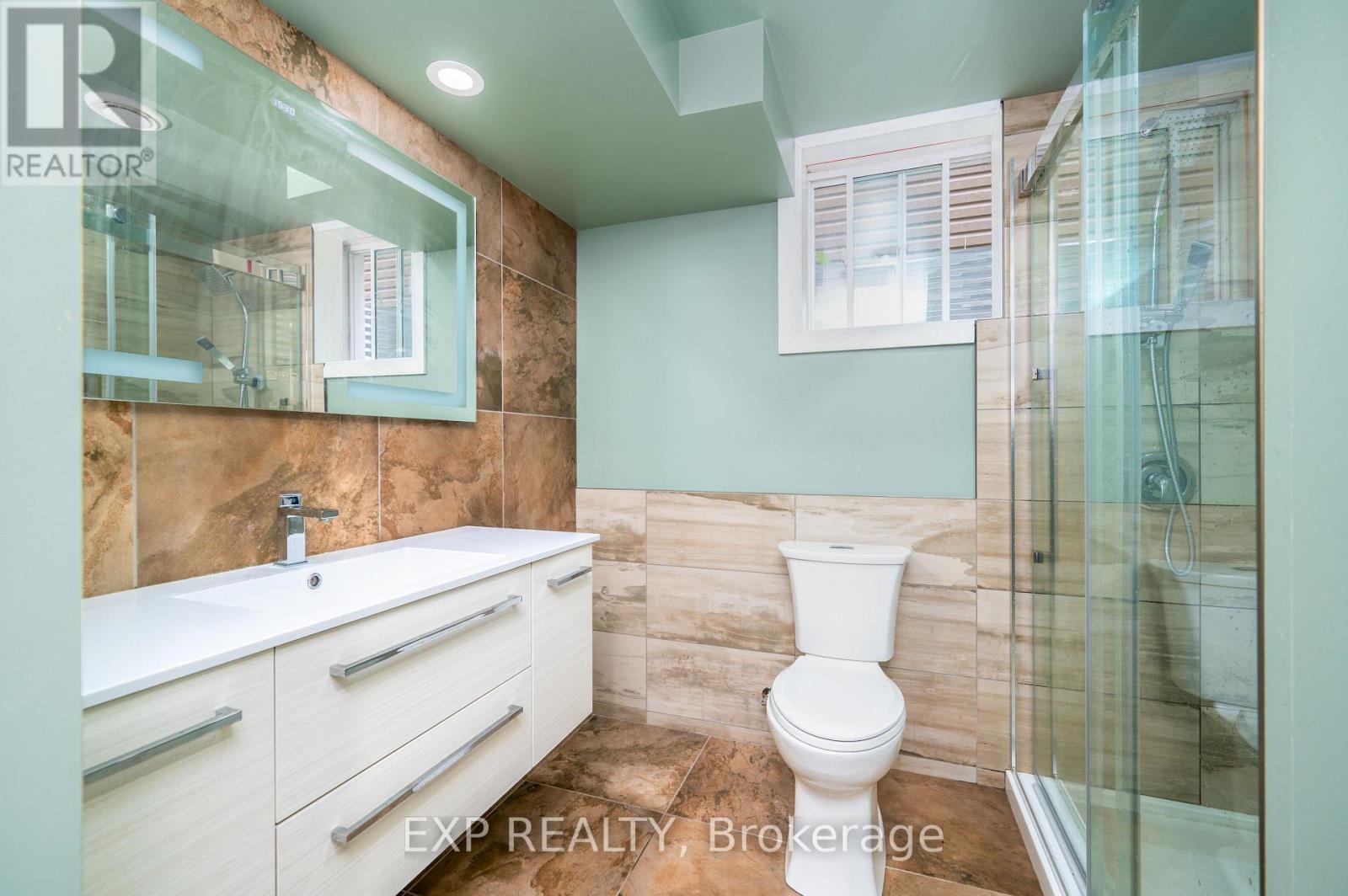 












125 SWEETVALLEY DRIVE

,
Ottawa,




Ontario
K4A1A4

