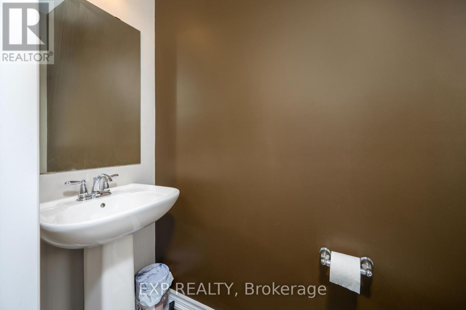 












125 SWEETVALLEY DRIVE

,
Ottawa,




Ontario
K4A1A4

