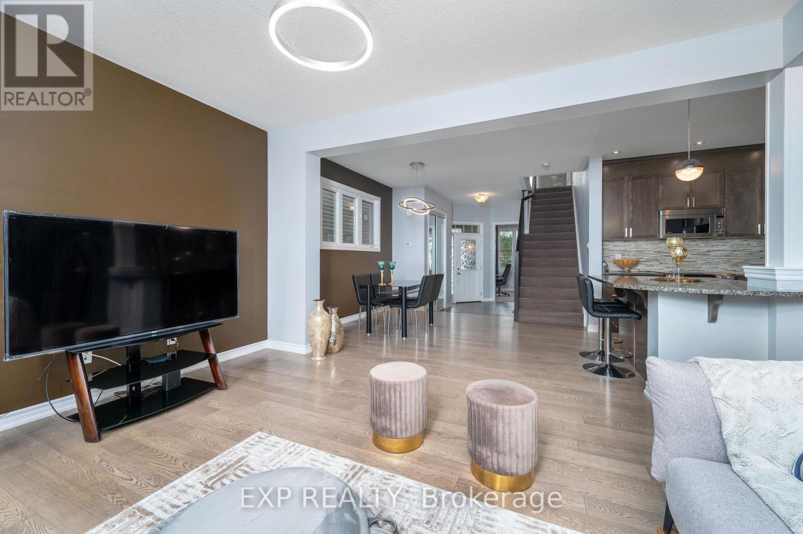 












125 SWEETVALLEY DRIVE

,
Ottawa,




Ontario
K4A1A4


