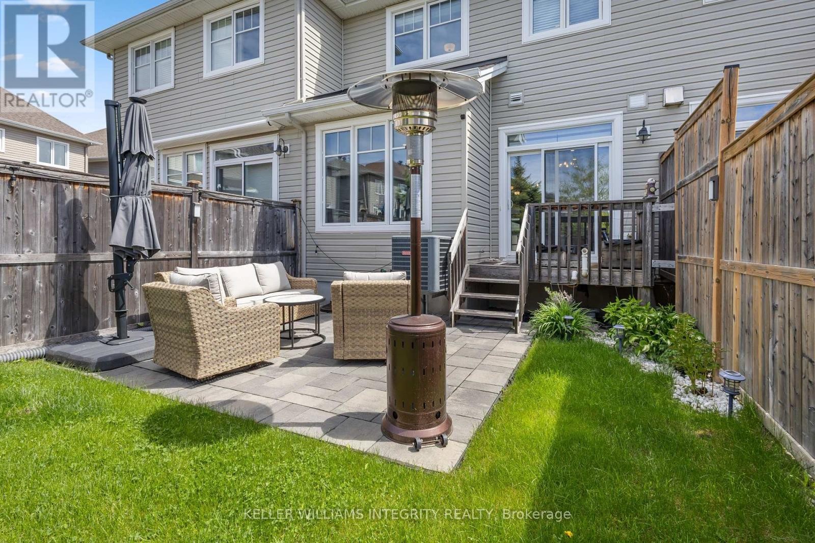 












313 WARMSTONE DRIVE

,
Ottawa,




Ontario
K2S0N9

