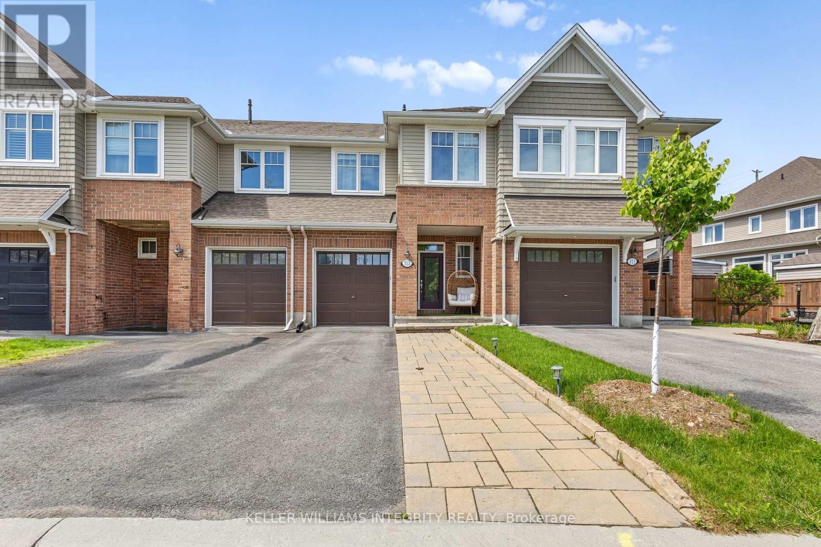 












313 WARMSTONE DRIVE

,
Ottawa,




Ontario
K2S0N9

