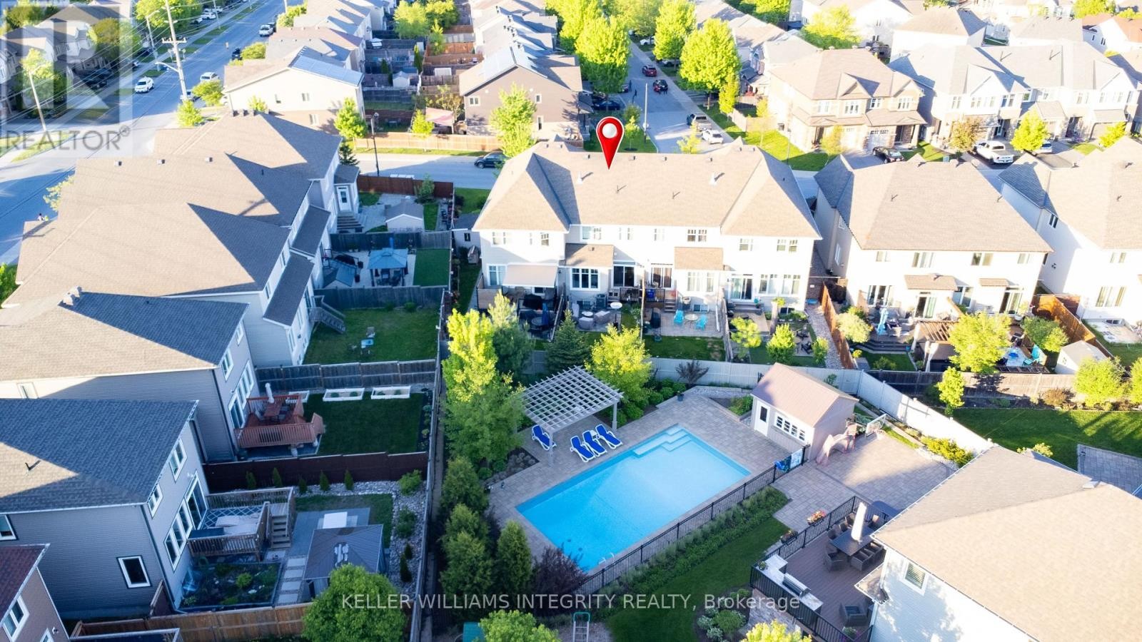 












313 WARMSTONE DRIVE

,
Ottawa,




Ontario
K2S0N9

