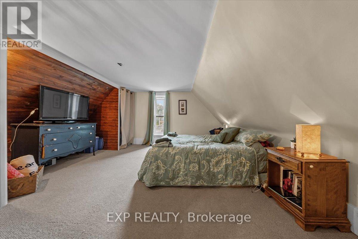 












60 PEARL STREET E

,
Brockville,




Ontario
K6V1P7

