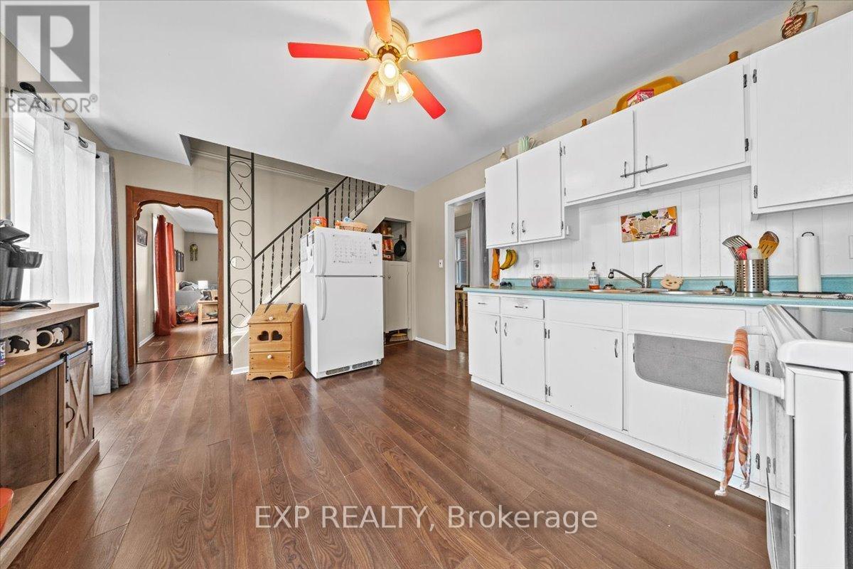 












60 PEARL STREET E

,
Brockville,




Ontario
K6V1P7

