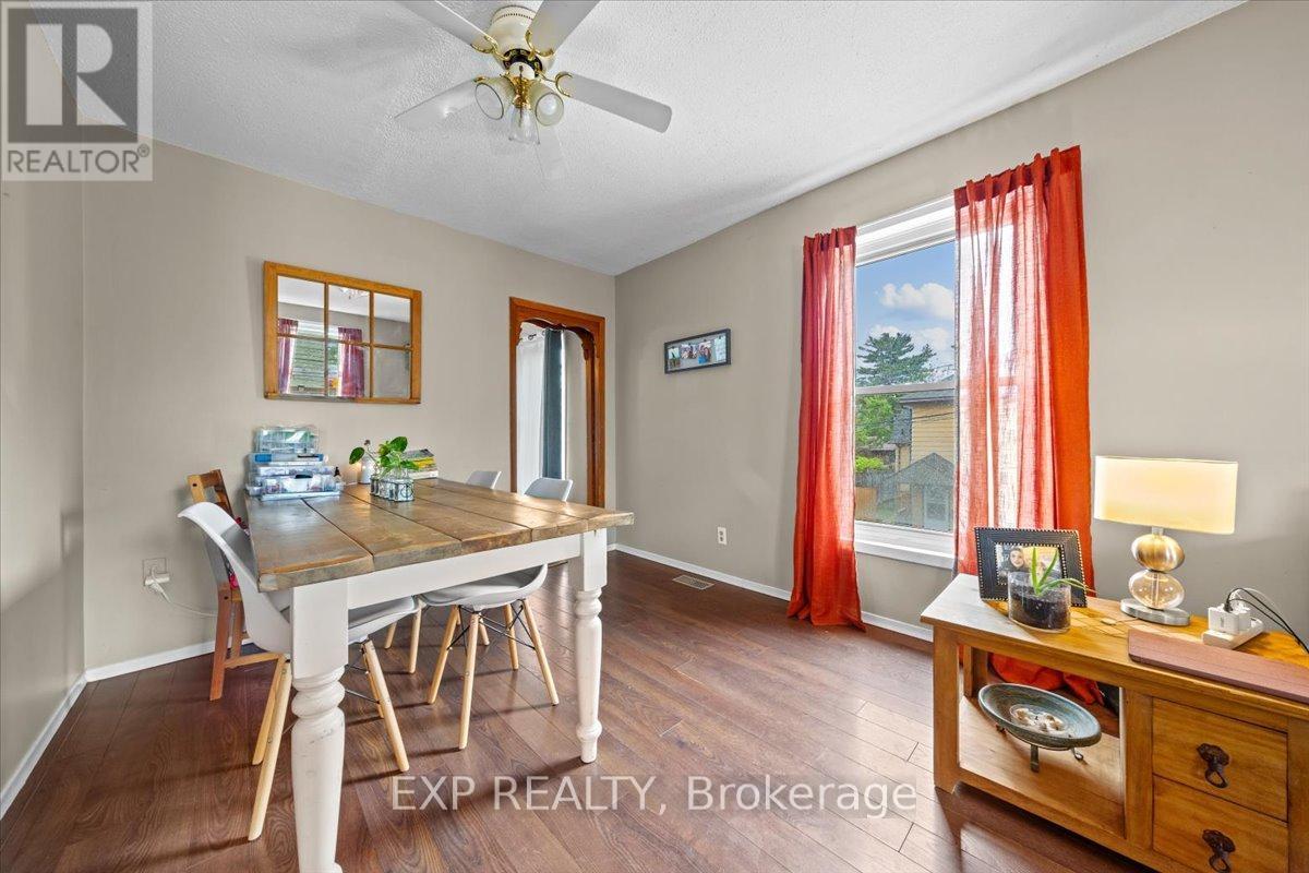 












60 PEARL STREET E

,
Brockville,




Ontario
K6V1P7

