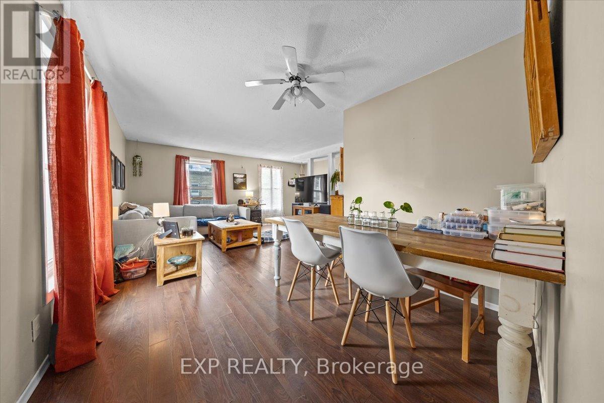 












60 PEARL STREET E

,
Brockville,




Ontario
K6V1P7

