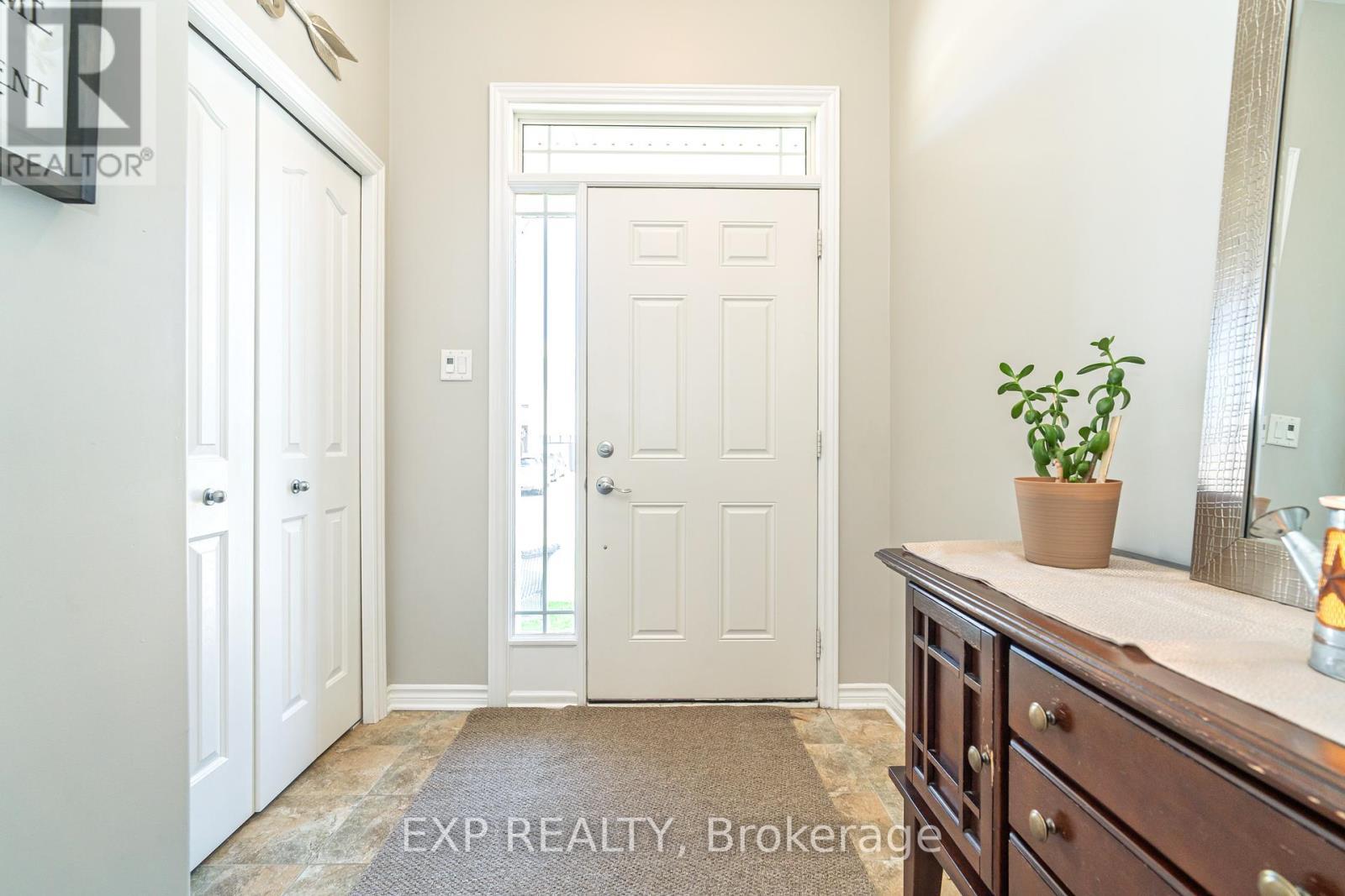 












1836 ARROWGRASS WAY

,
Ottawa,




Ontario
K4A0H9

