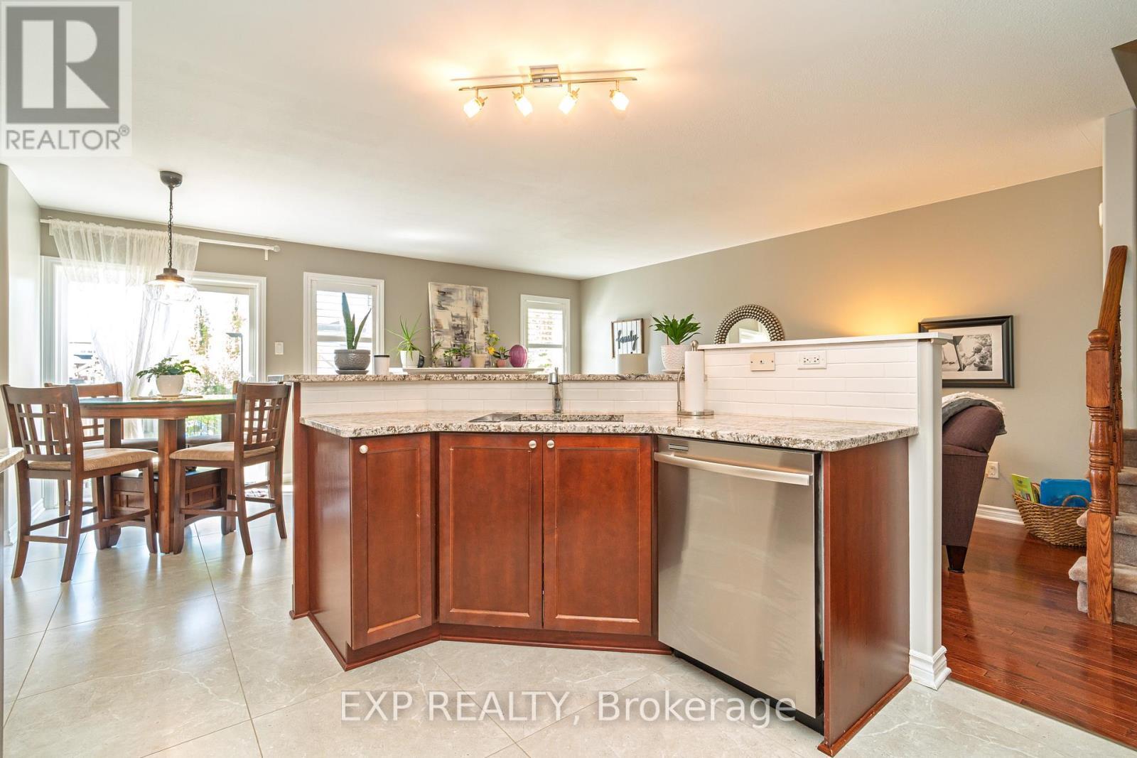 












1836 ARROWGRASS WAY

,
Ottawa,




Ontario
K4A0H9

