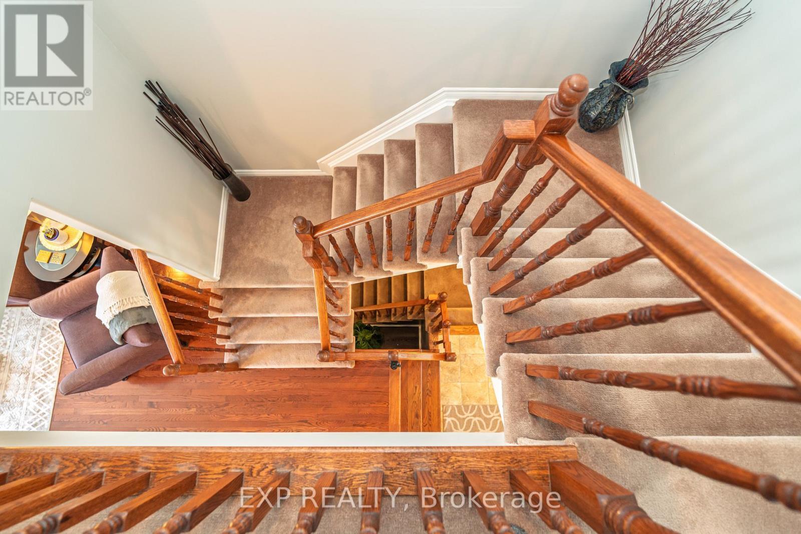 












1836 ARROWGRASS WAY

,
Ottawa,




Ontario
K4A0H9

