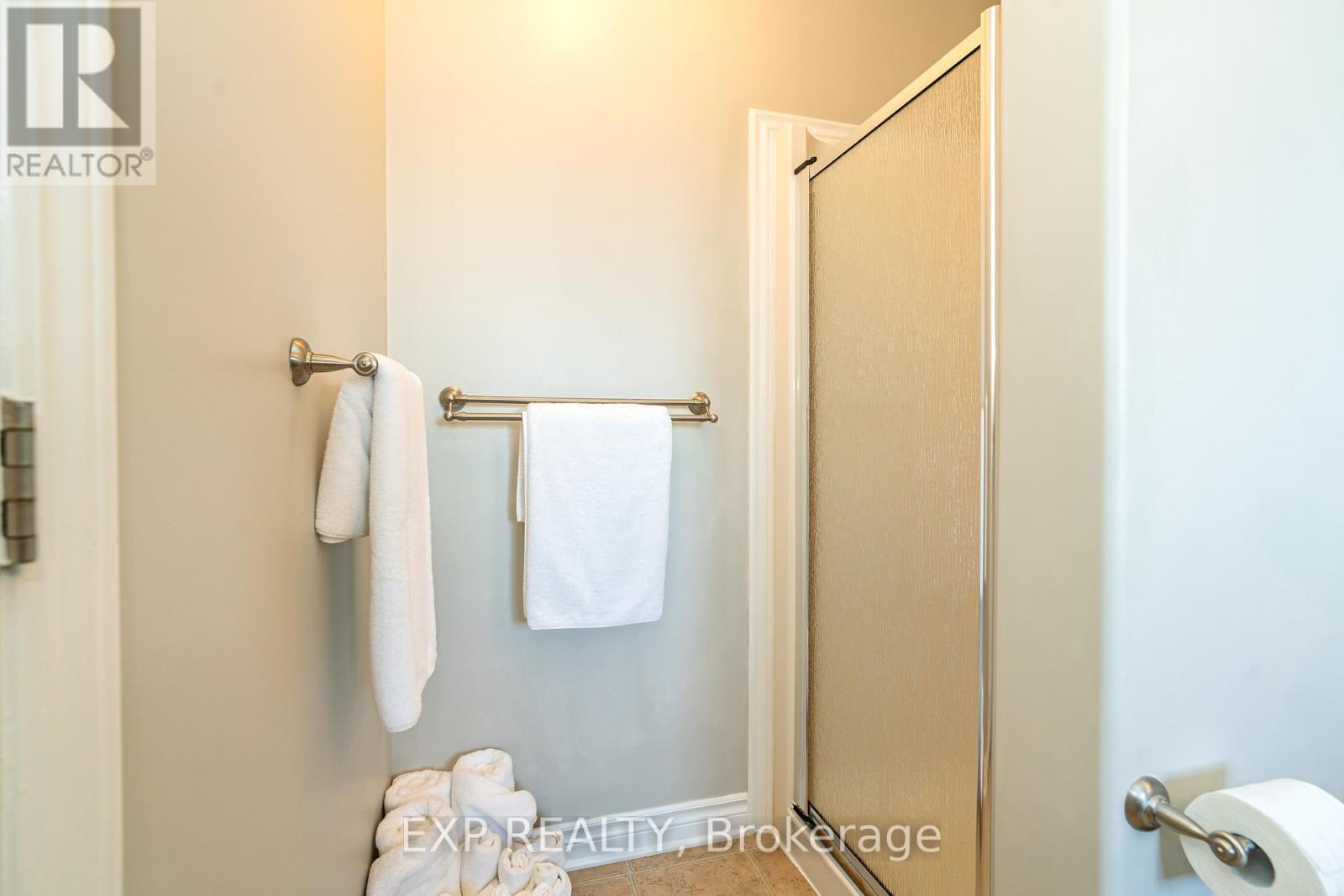 












1836 ARROWGRASS WAY

,
Ottawa,




Ontario
K4A0H9

