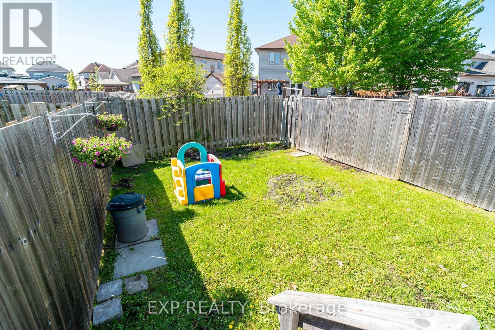 












1836 ARROWGRASS WAY

,
Ottawa,




Ontario
K4A0H9

