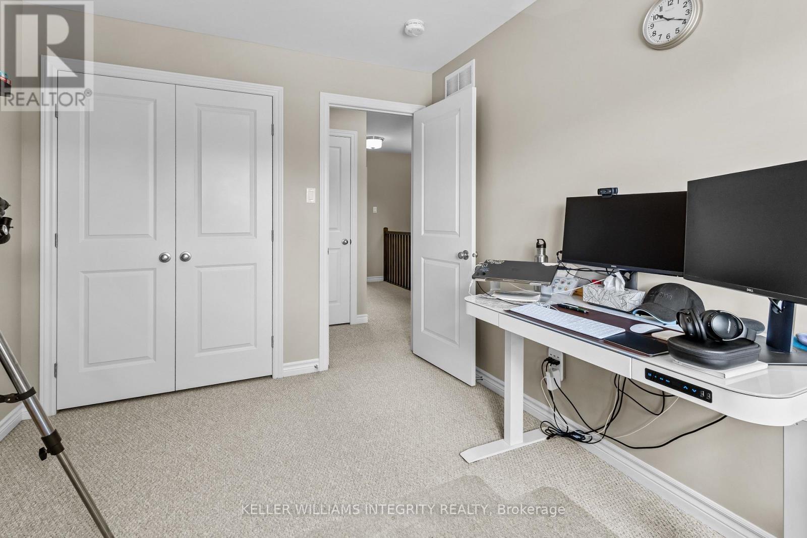 












313 WARMSTONE DRIVE

,
Ottawa,




Ontario
K2S0N9

