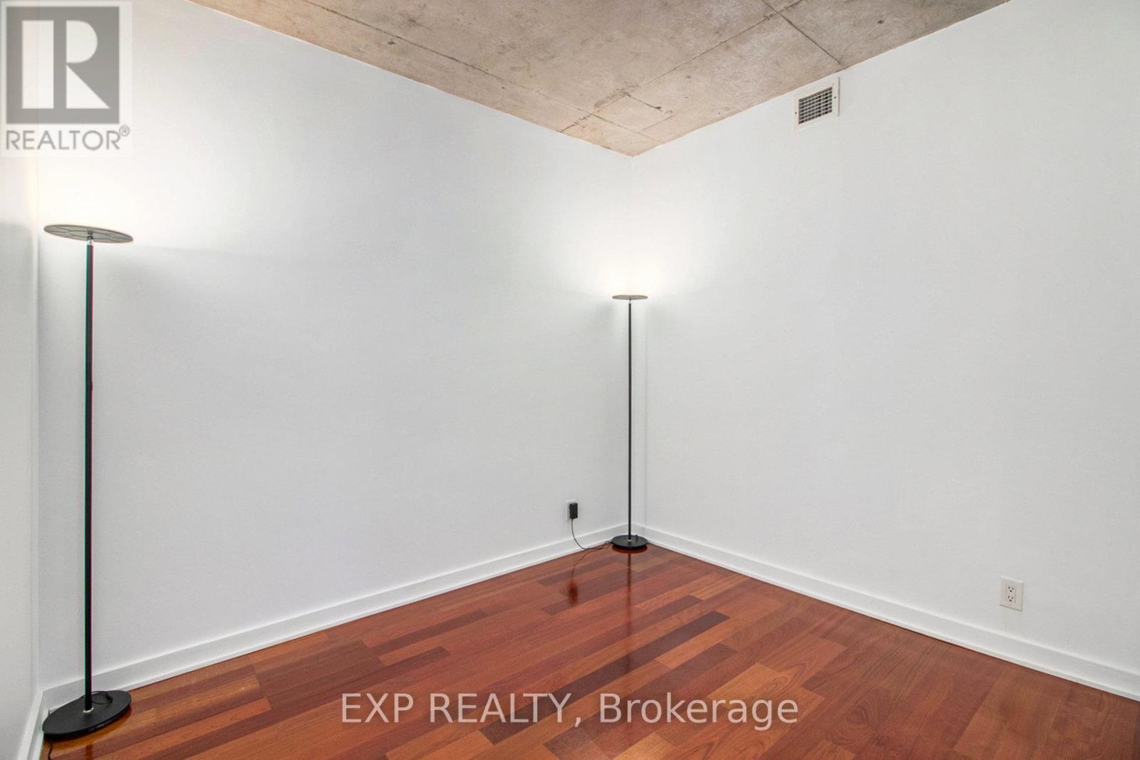 












1305 - 324 LAURIER AVENUE W

,
Ottawa,




Ontario
K1N6P6

