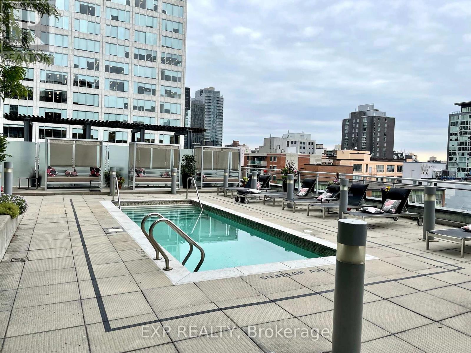 












1305 - 324 LAURIER AVENUE W

,
Ottawa,




Ontario
K1N6P6

