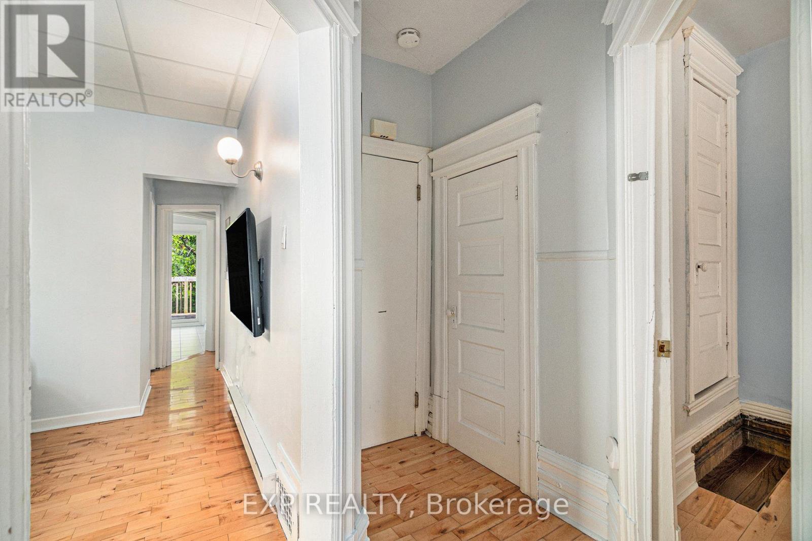












350 FIFTH AVENUE

,
Ottawa,




Ontario
K1S2N8

