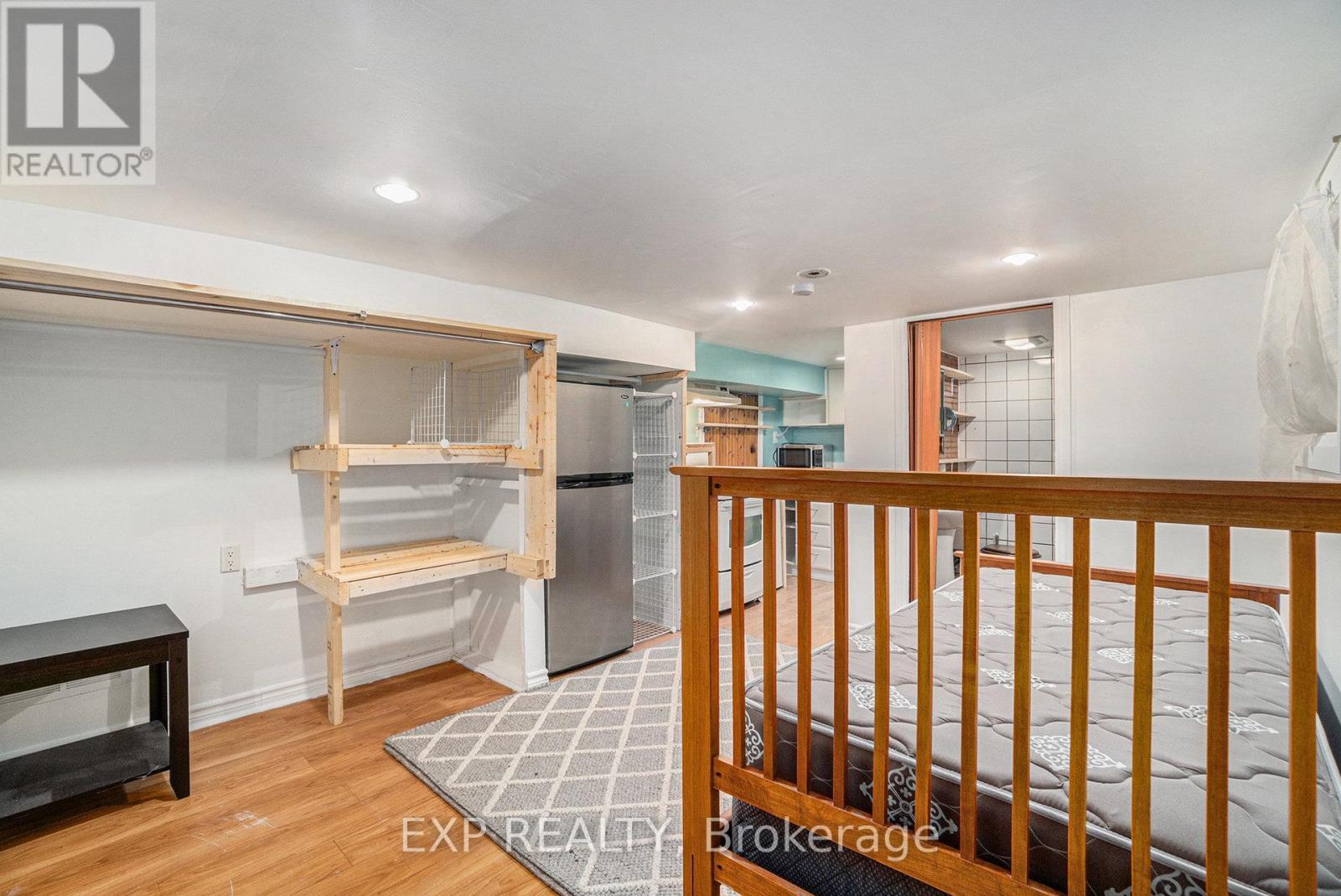 












350 FIFTH AVENUE

,
Ottawa,




Ontario
K1S2N8


