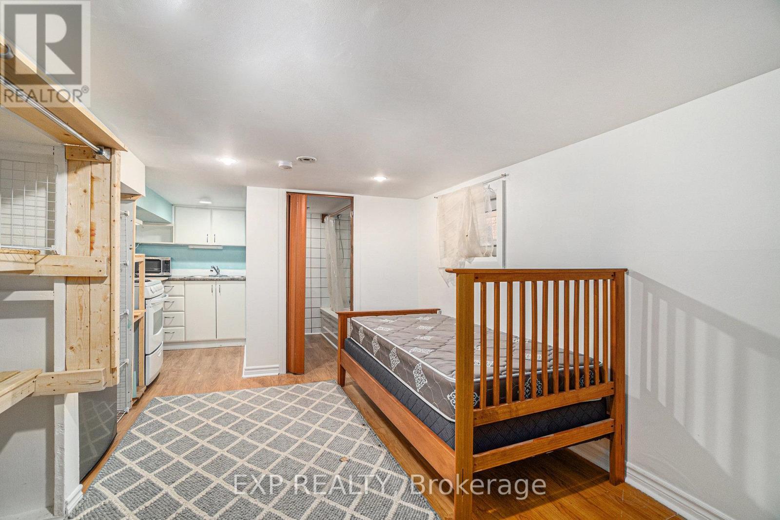 












350 FIFTH AVENUE

,
Ottawa,




Ontario
K1S2N8

