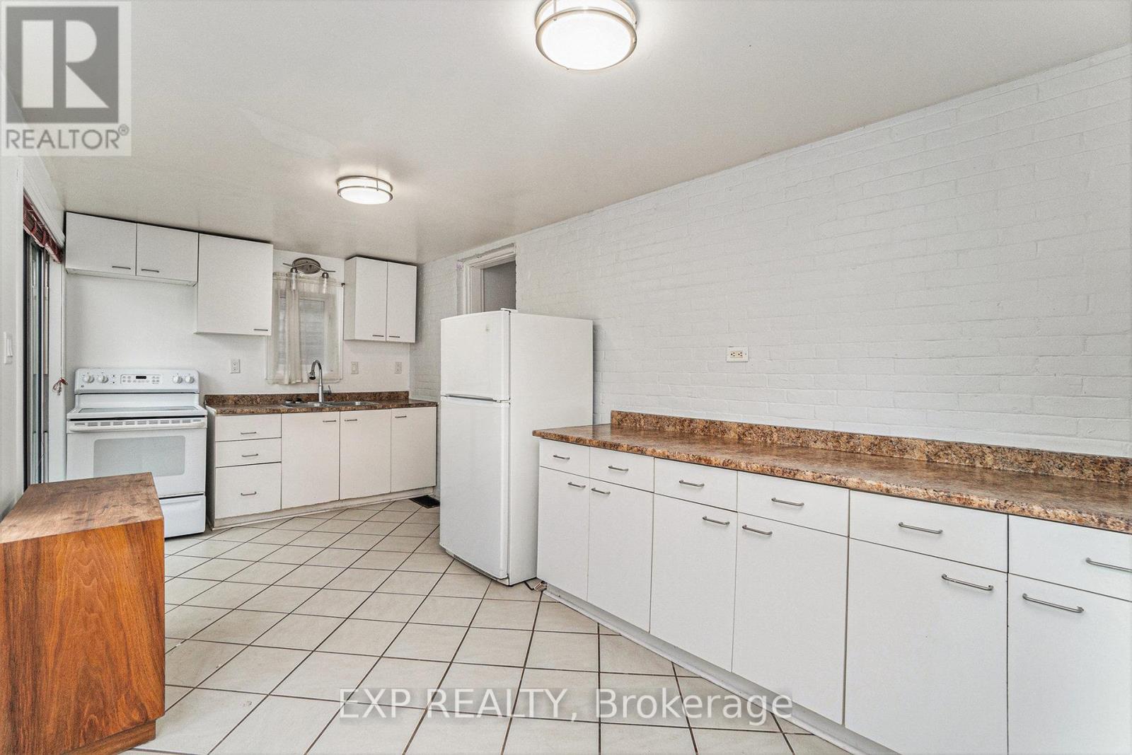 












350 FIFTH AVENUE

,
Ottawa,




Ontario
K1S2N8

