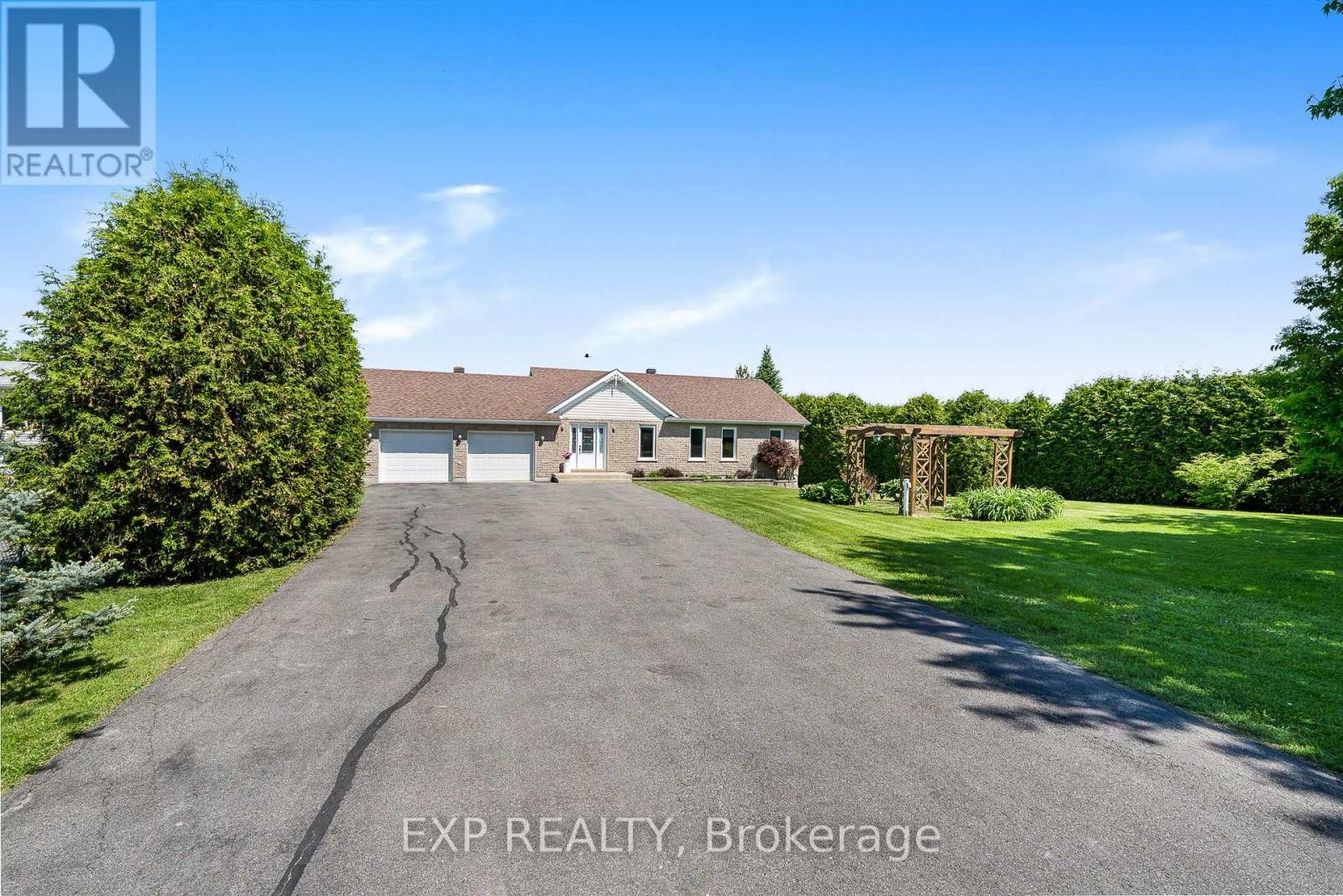 












1875 LAJOIE STREET E

,
Alfred and Plantagenet,




Ontario
K0B1J0

