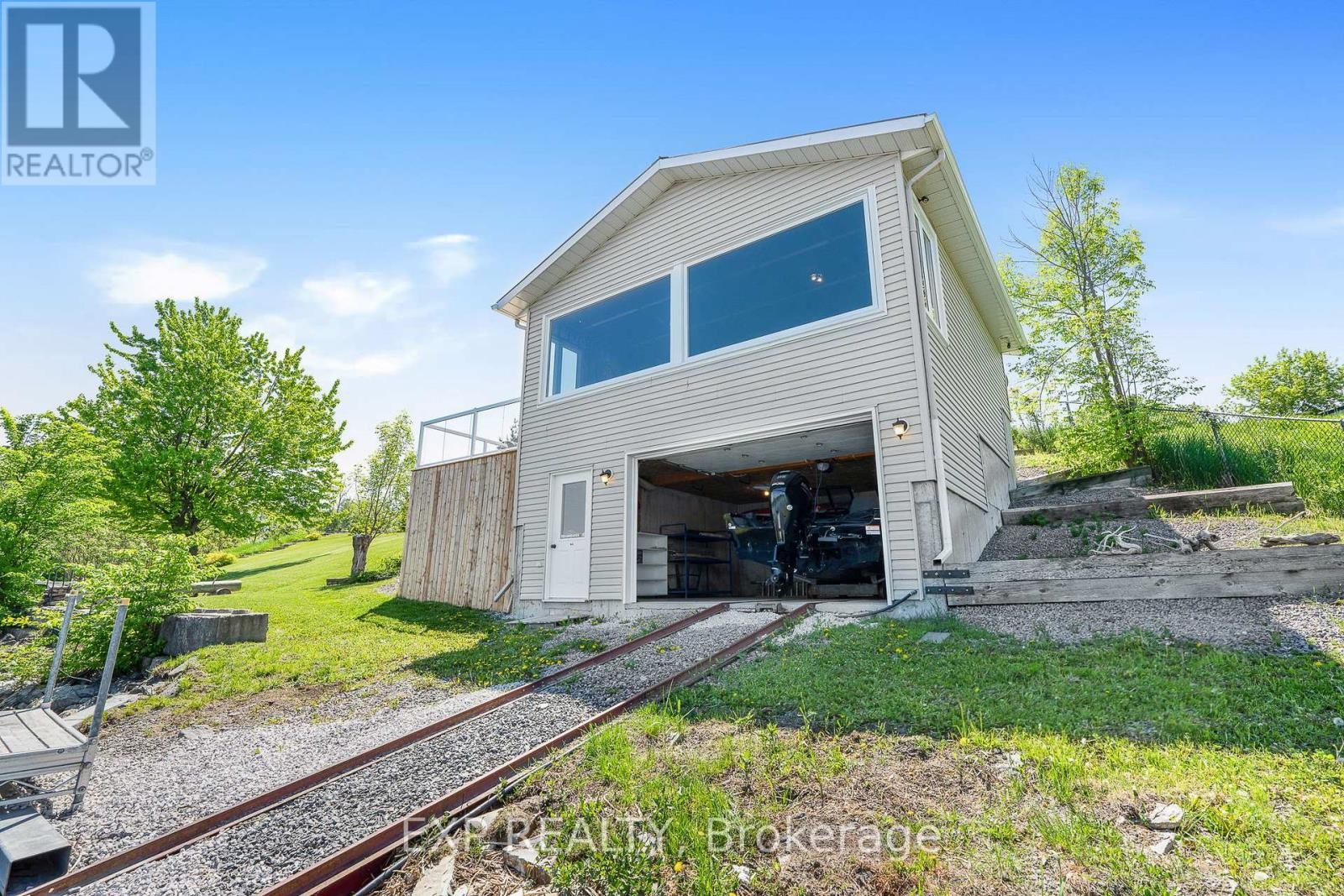 












1875 LAJOIE STREET E

,
Alfred and Plantagenet,




Ontario
K0B1J0

