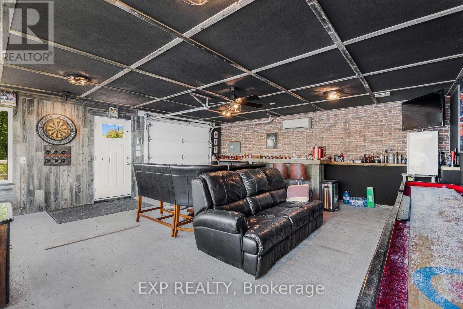 












1875 LAJOIE STREET E

,
Alfred and Plantagenet,




Ontario
K0B1J0

