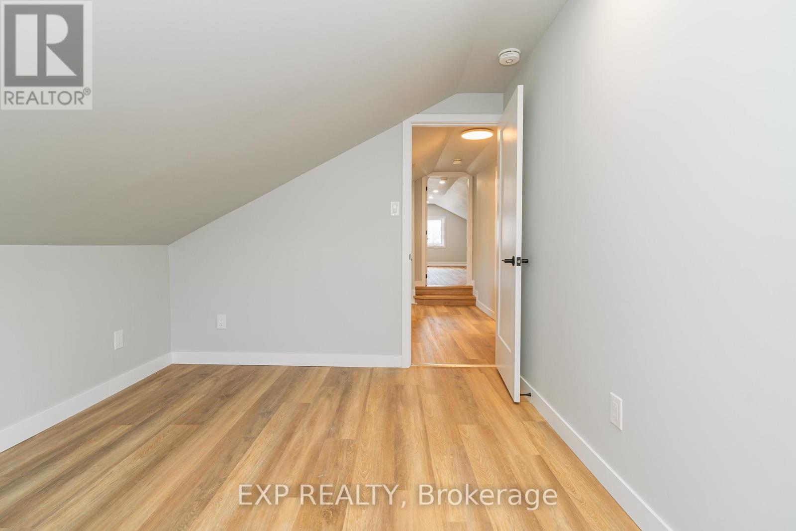 












467 MAIN STREET

,
Hawkesbury,




Ontario
K6A2S6


