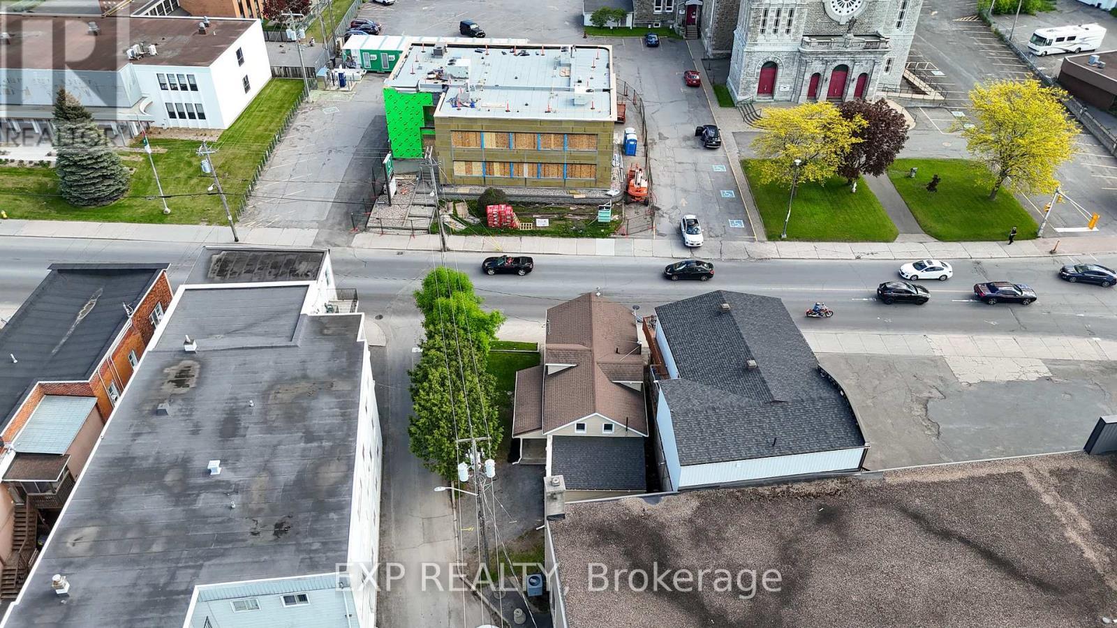 












467 MAIN STREET

,
Hawkesbury,




Ontario
K6A2S6

