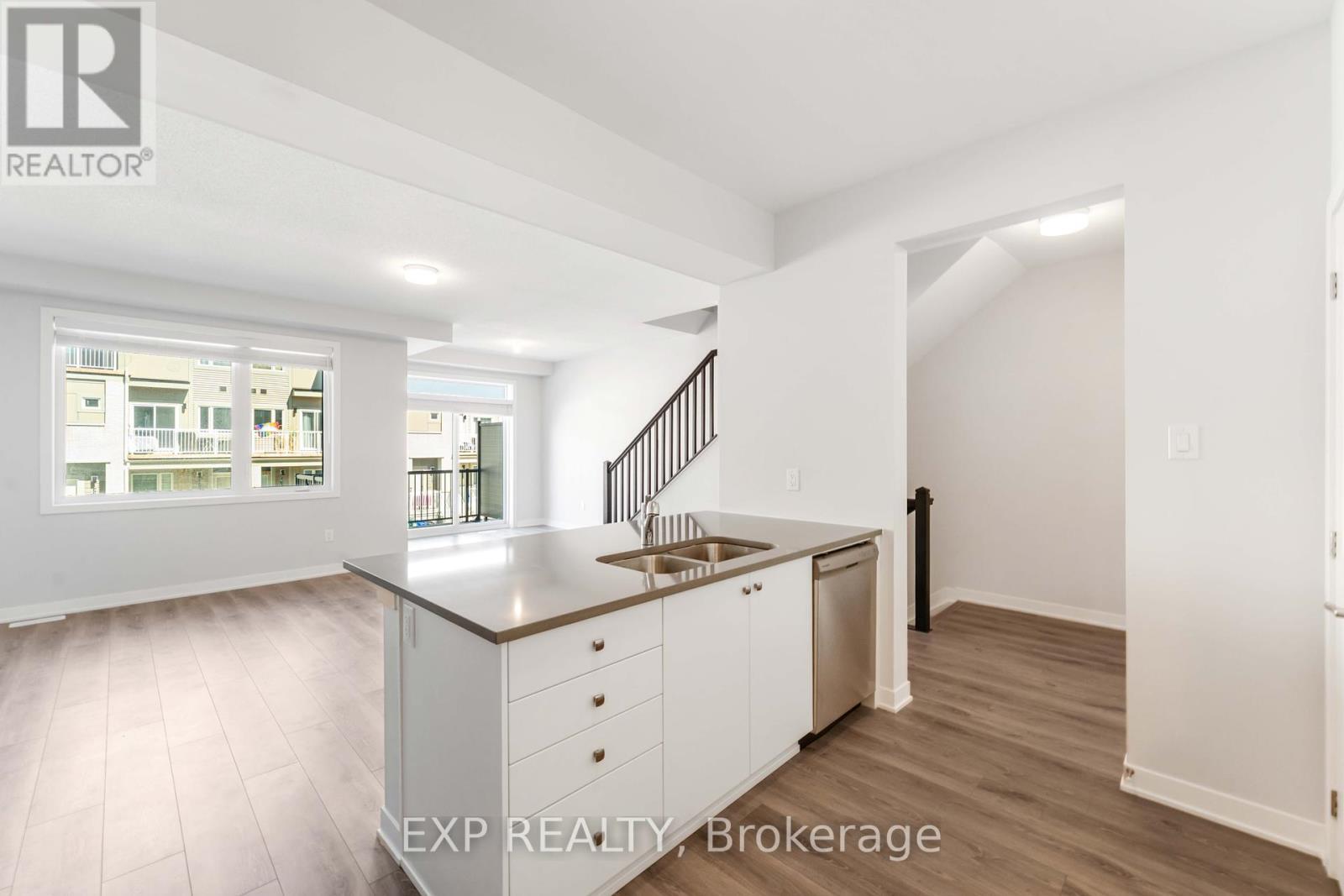 












322 OLIVENITE PRIVATE

,
Ottawa,




Ontario
K2J7J4

