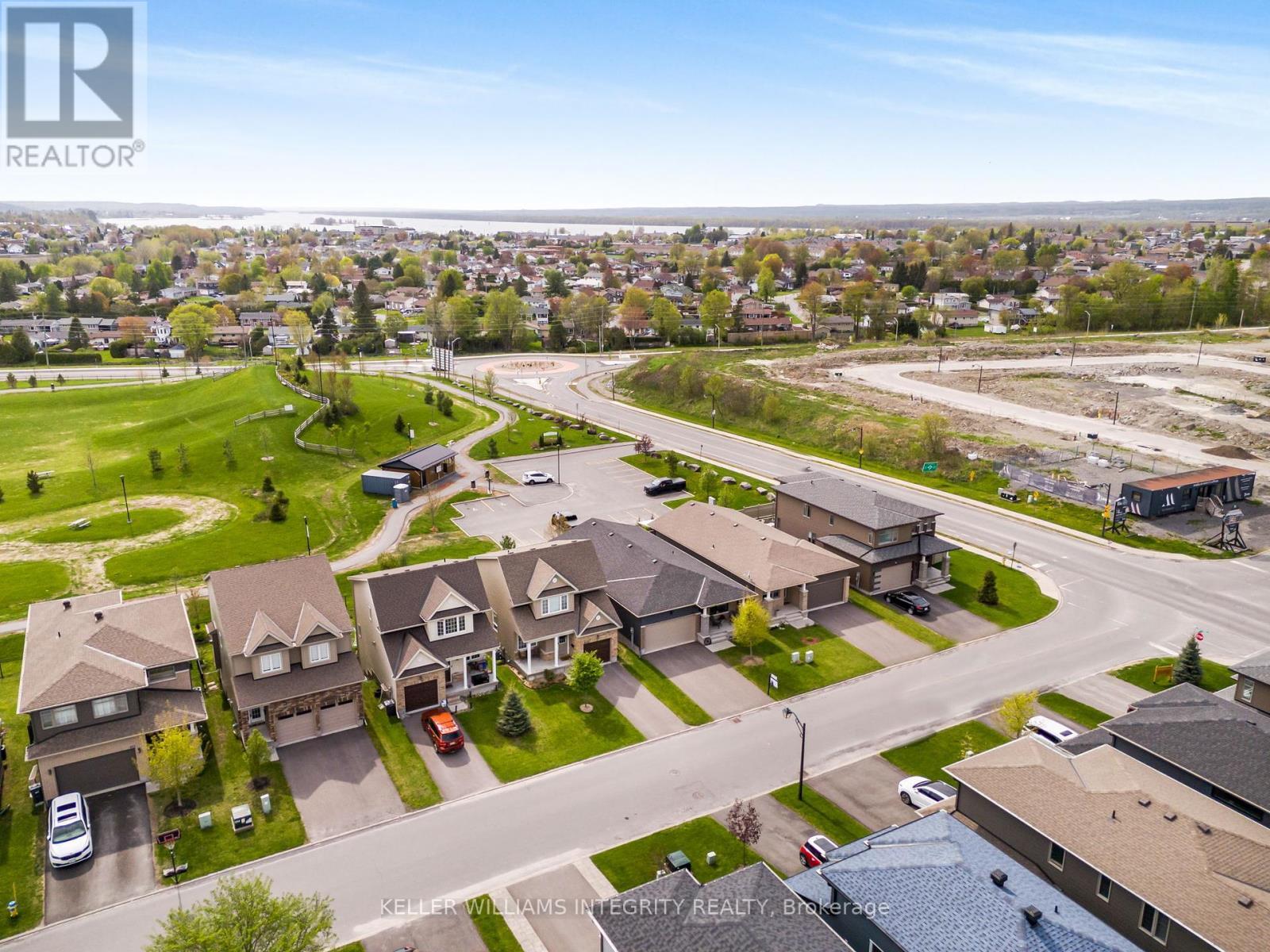 












627 RUBY STREET

,
Clarence-Rockland,




Ontario
K4K0H3

