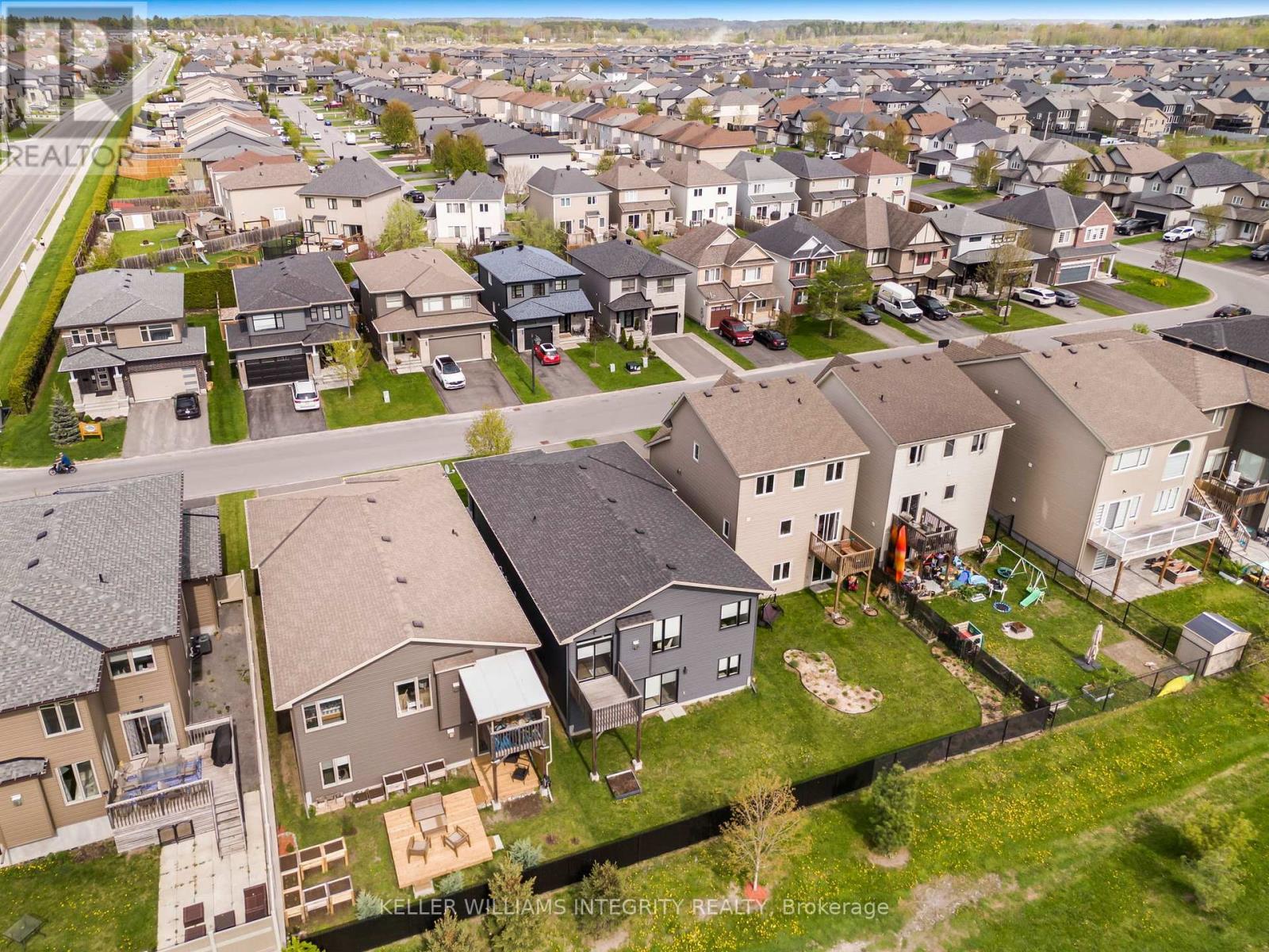 












627 RUBY STREET

,
Clarence-Rockland,




Ontario
K4K0H3


