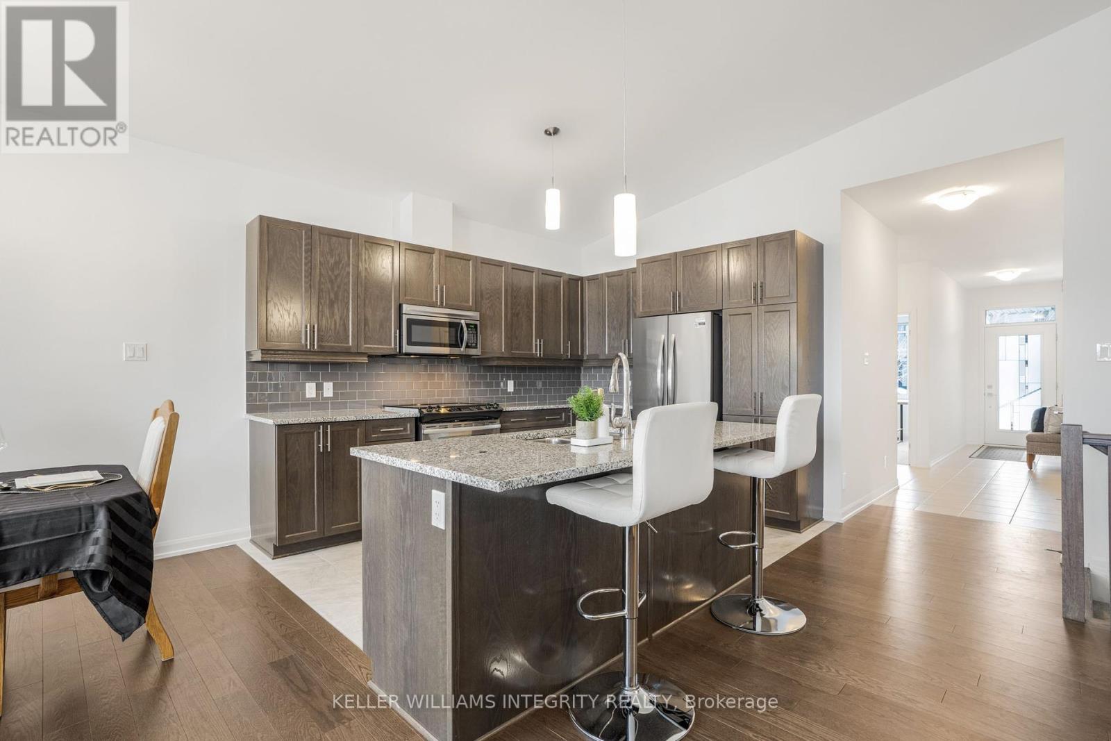 












627 RUBY STREET

,
Clarence-Rockland,




Ontario
K4K0H3

