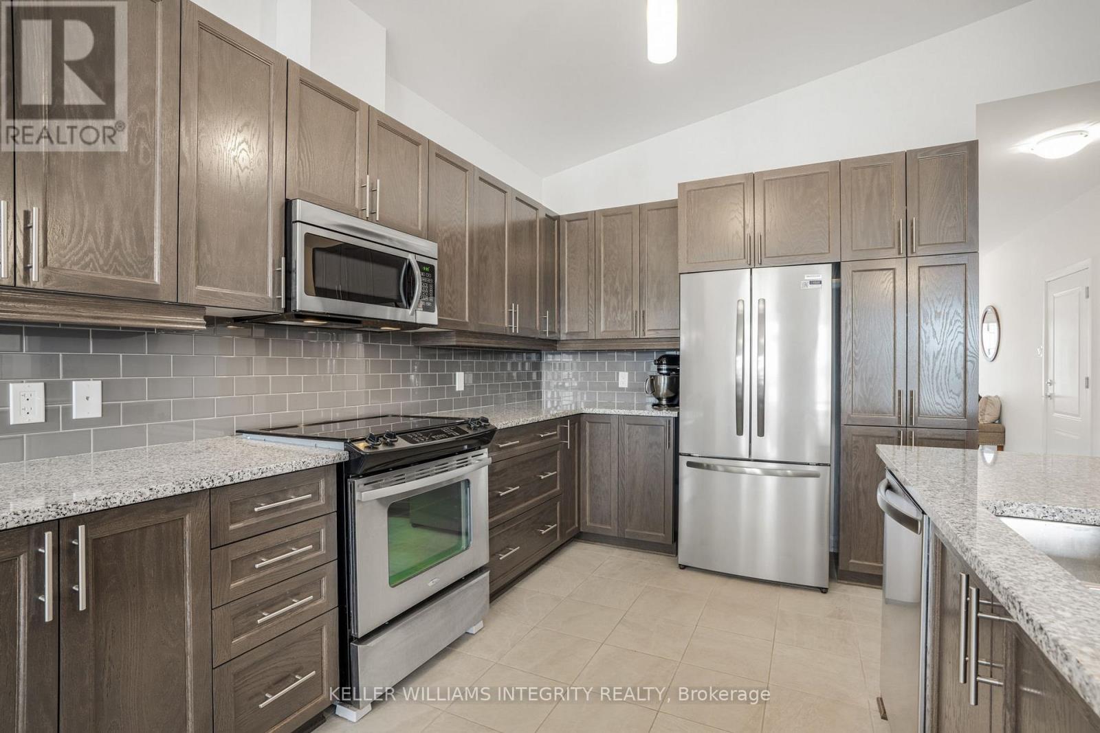 












627 RUBY STREET

,
Clarence-Rockland,




Ontario
K4K0H3


