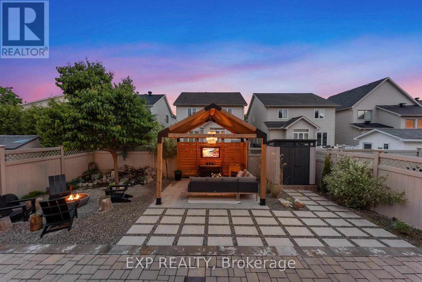 












709 OWLS CABIN AVENUE

,
Ottawa,




Ontario
K1V1X1

