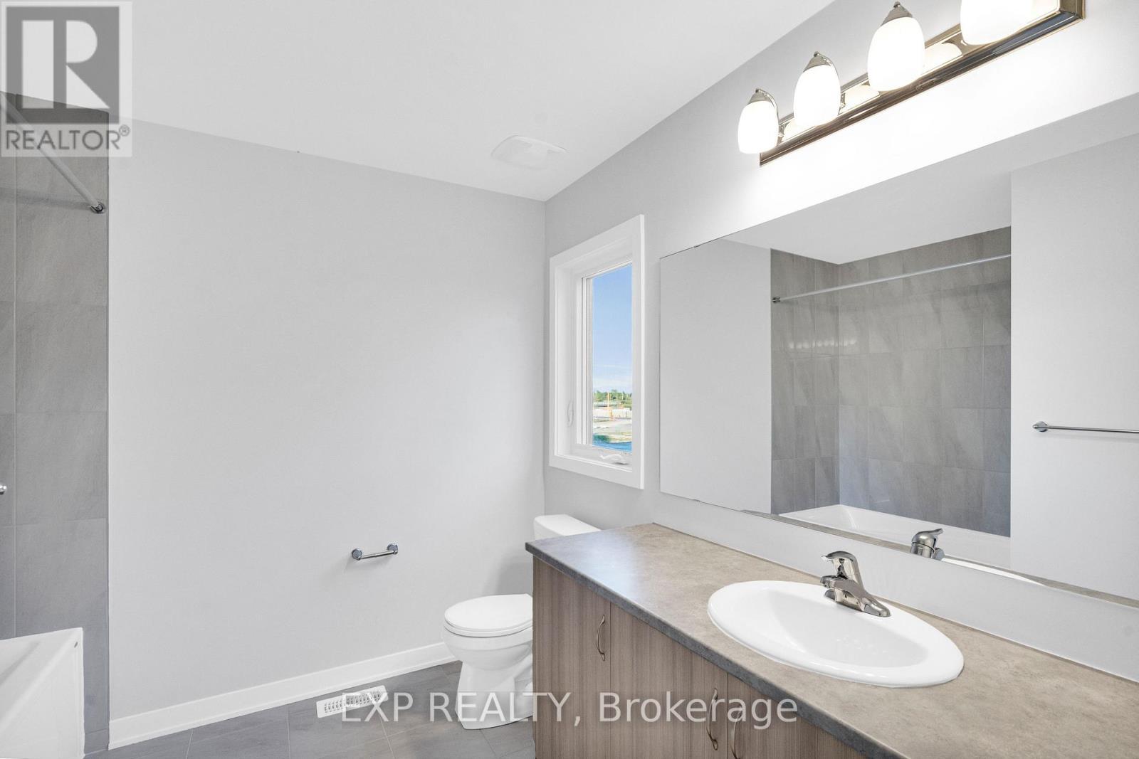 












116 ROBERT PERRY STREET

,
North Grenville,




Ontario
K0G1J0

