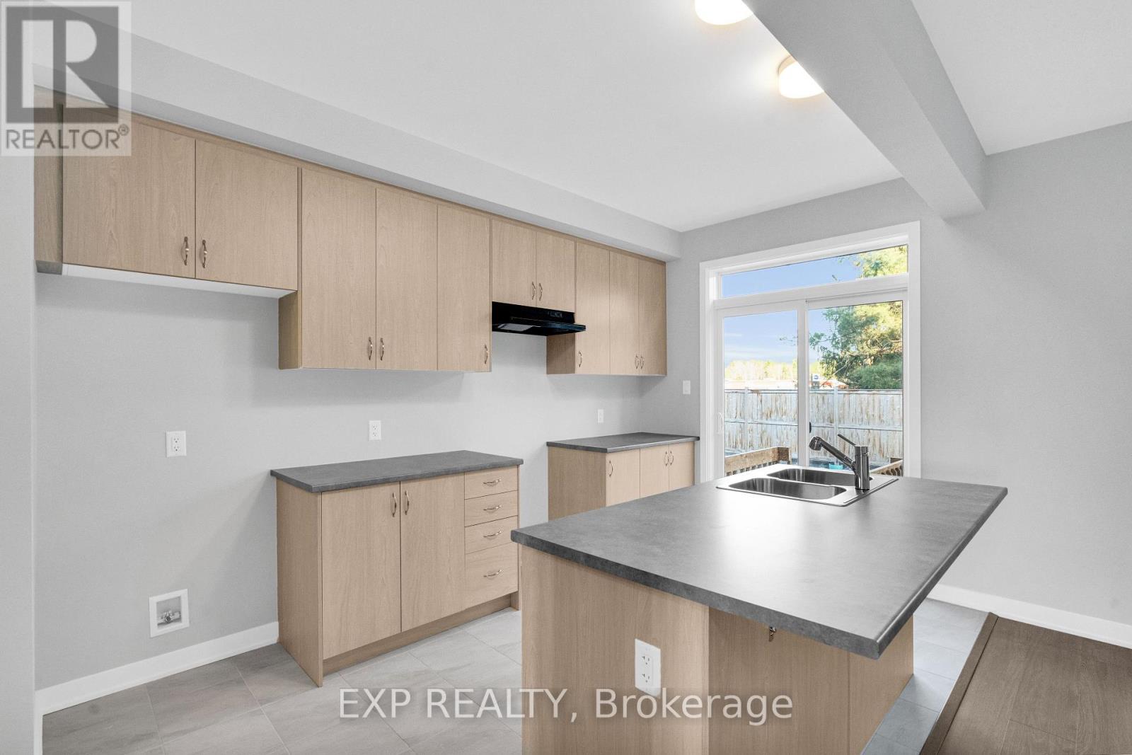 












116 ROBERT PERRY STREET

,
North Grenville,




Ontario
K0G1J0

