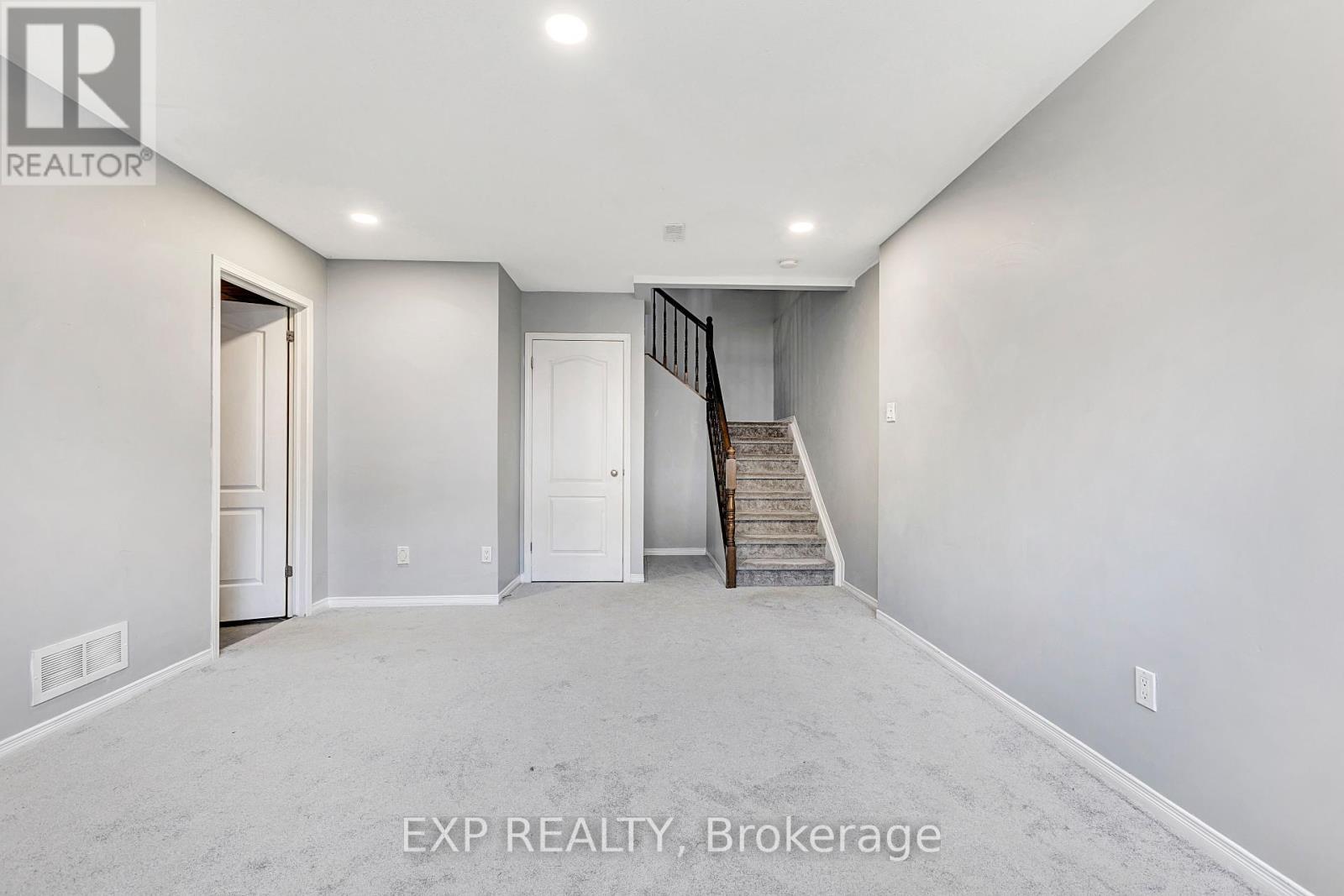 












361 BAKEWELL CRESCENT

,
Ottawa,




Ontario
K2G7E9

