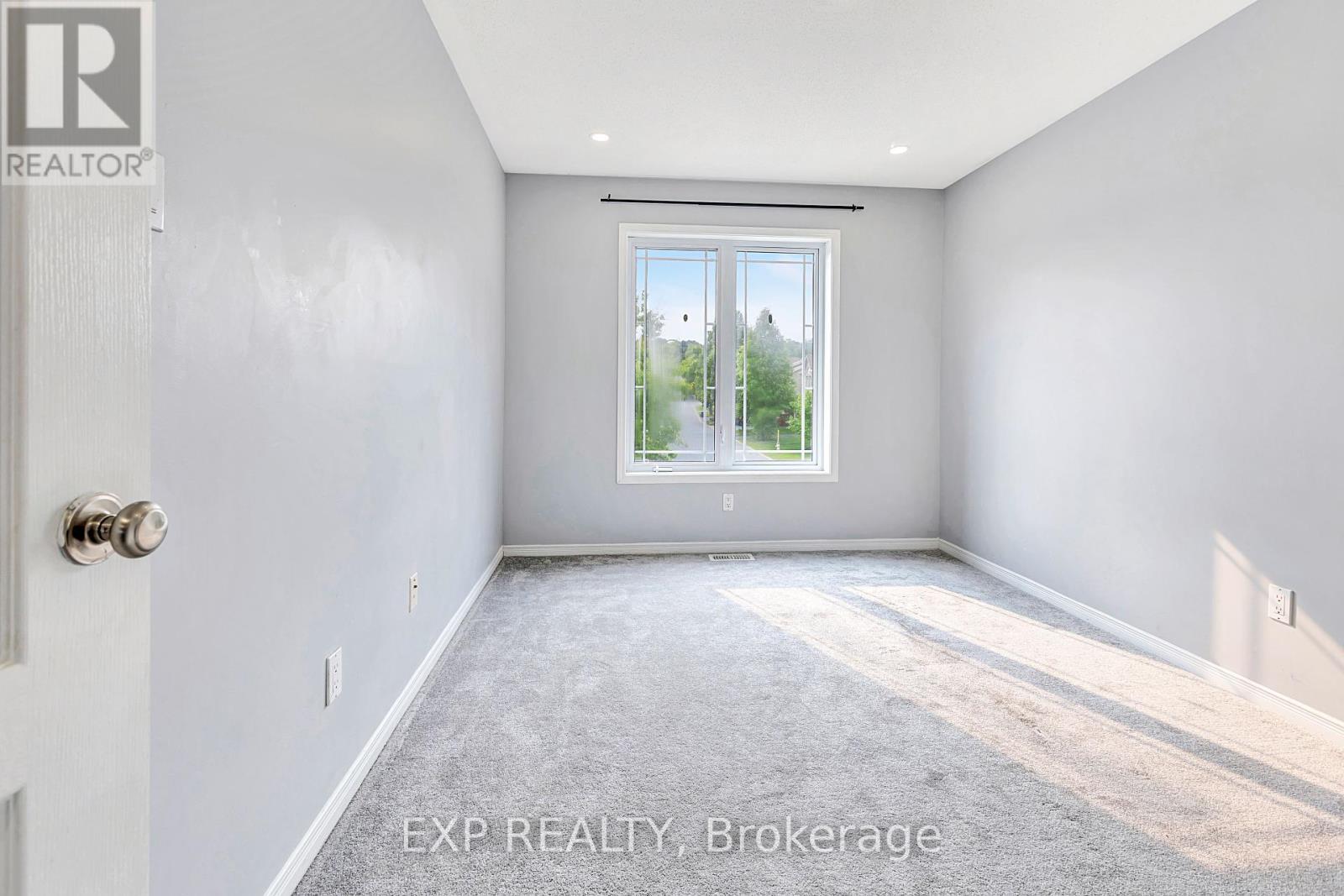 












361 BAKEWELL CRESCENT

,
Ottawa,




Ontario
K2G7E9

