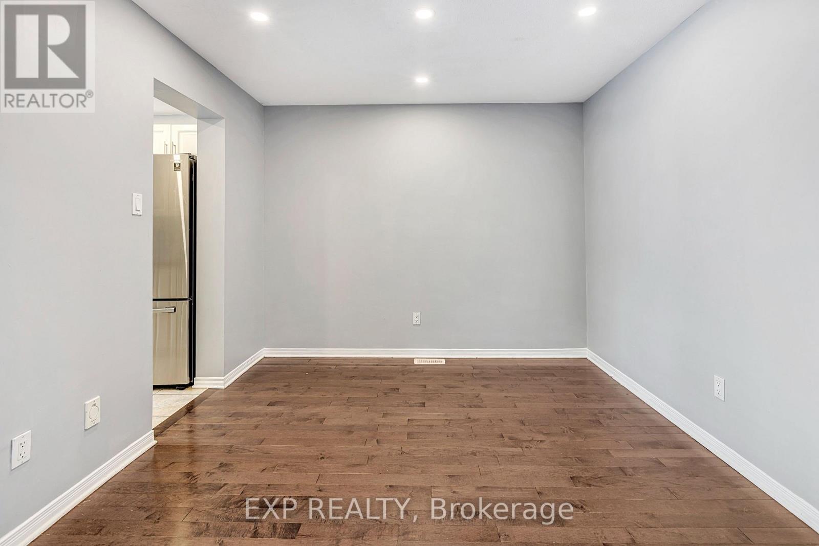 












361 BAKEWELL CRESCENT

,
Ottawa,




Ontario
K2G7E9

