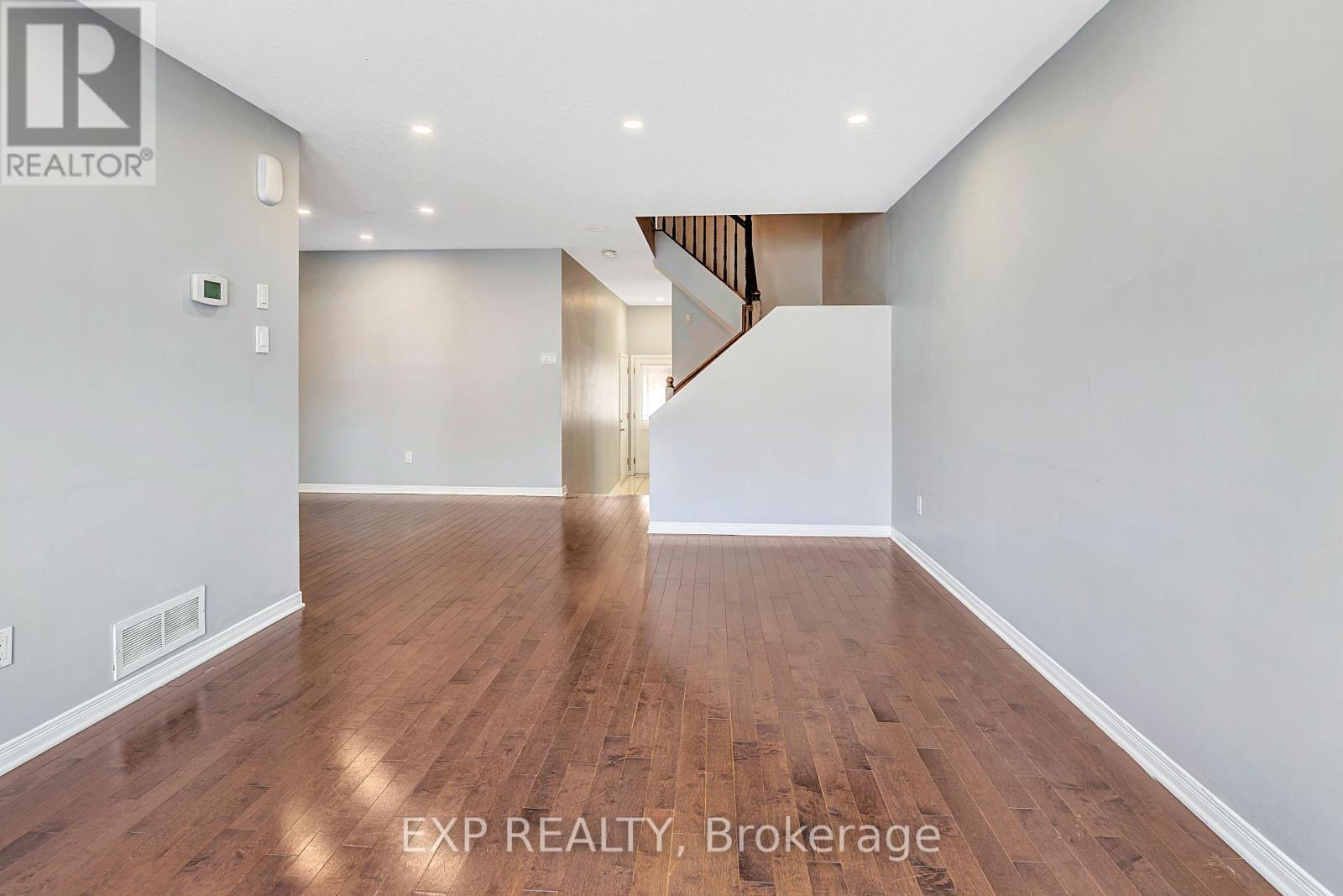 












361 BAKEWELL CRESCENT

,
Ottawa,




Ontario
K2G7E9

